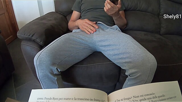 rapid jerks stepson seduces stepmom porn videos