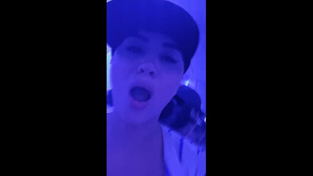 amateur desi hot girl fingers herself in bathroom on airplane