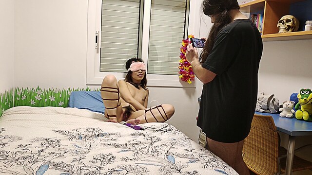 vibrator chinese force sex tied with ropes