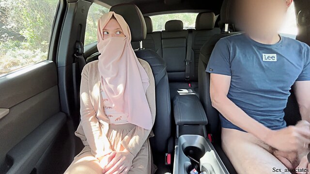 cuckold desimuslim doggy style