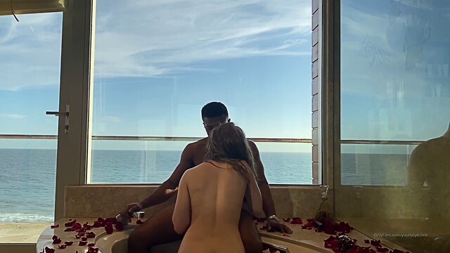 kissing vacation sex
