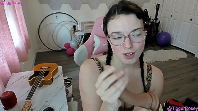 blowjobs jerk off while i tease you with my feet joi