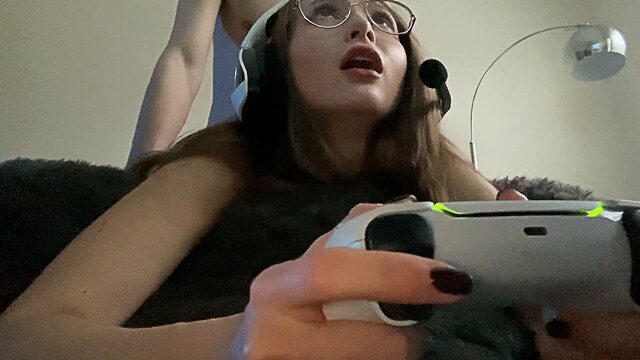 cumshot my🍑)$gamer clips step sis