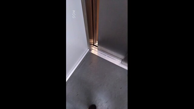 office elevator😏@🥵sex🙂@❤️scene desi