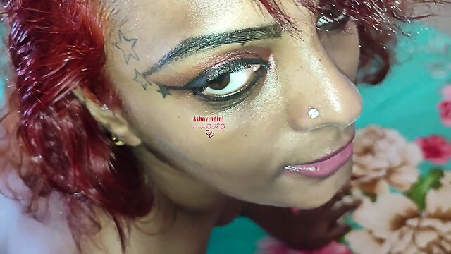 nilmini sheron deep hard dildo teen