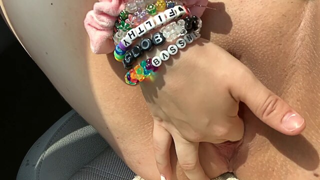 sloppy massive cum teen masturbate