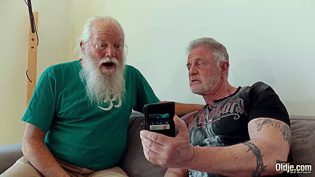 deepthroat old three cum