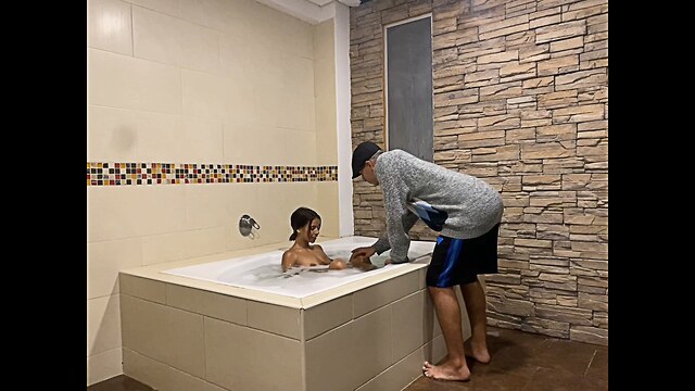 bathtub fuck sex stepfather force fuck stepdaughter porn videos