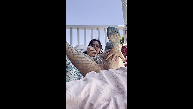 cum inside pussy begging to cum inside of me