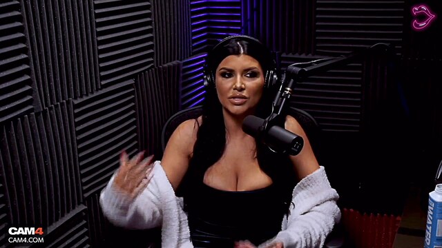 lauradesiree laura big sex boobs